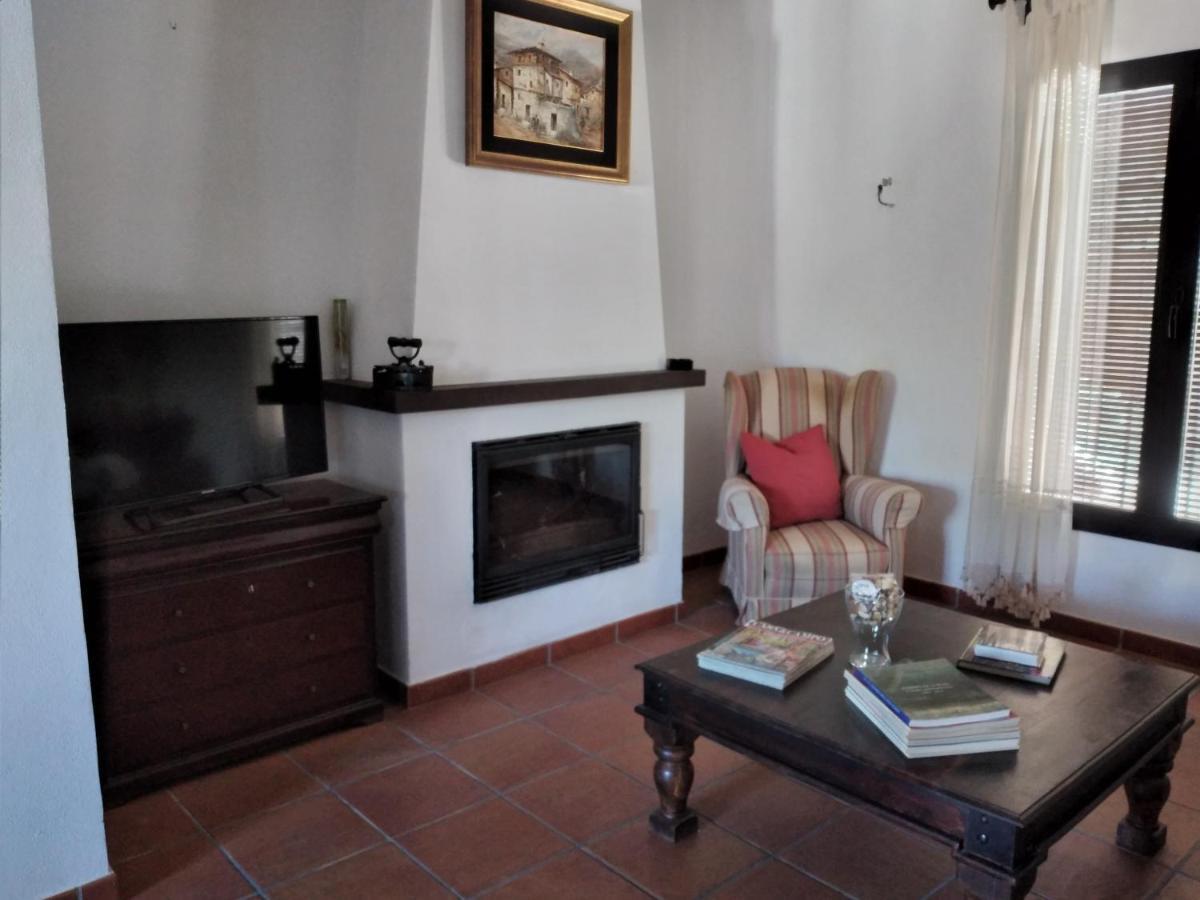 Ferienhaus Casa Ela Pedro - Hinojos 4 Zi - 8 Betten, Kinder Willkommen ภายนอก รูปภาพ